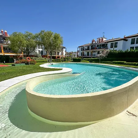 Pool View 2 Bedroom Vista Esuri Col01 Apartment